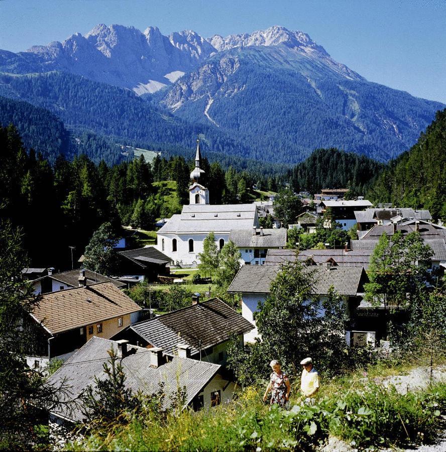 Hotel Zum Goldenen Loewen Biberwier Εξωτερικό φωτογραφία