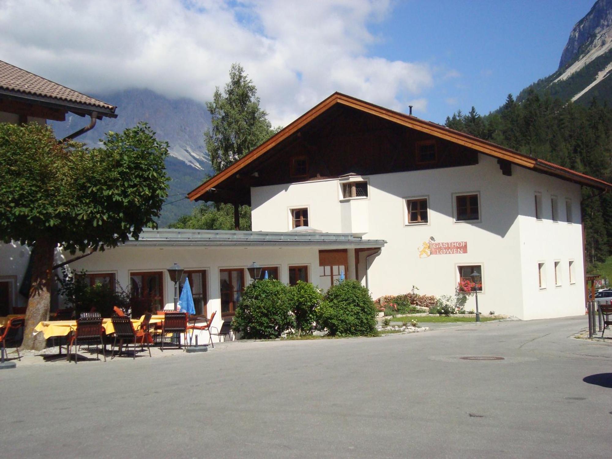 Hotel Zum Goldenen Loewen Biberwier Εξωτερικό φωτογραφία